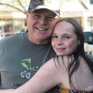 Meet your Posher, Cliff